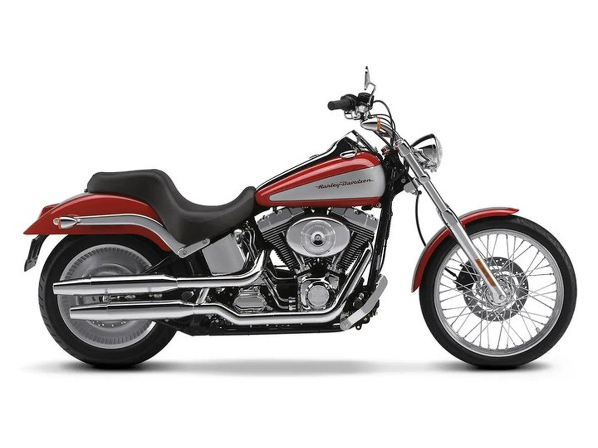 2002 Harley-Davidson Deuce — HogPlay 7-inch CarPlay & Android Auto screen fitment