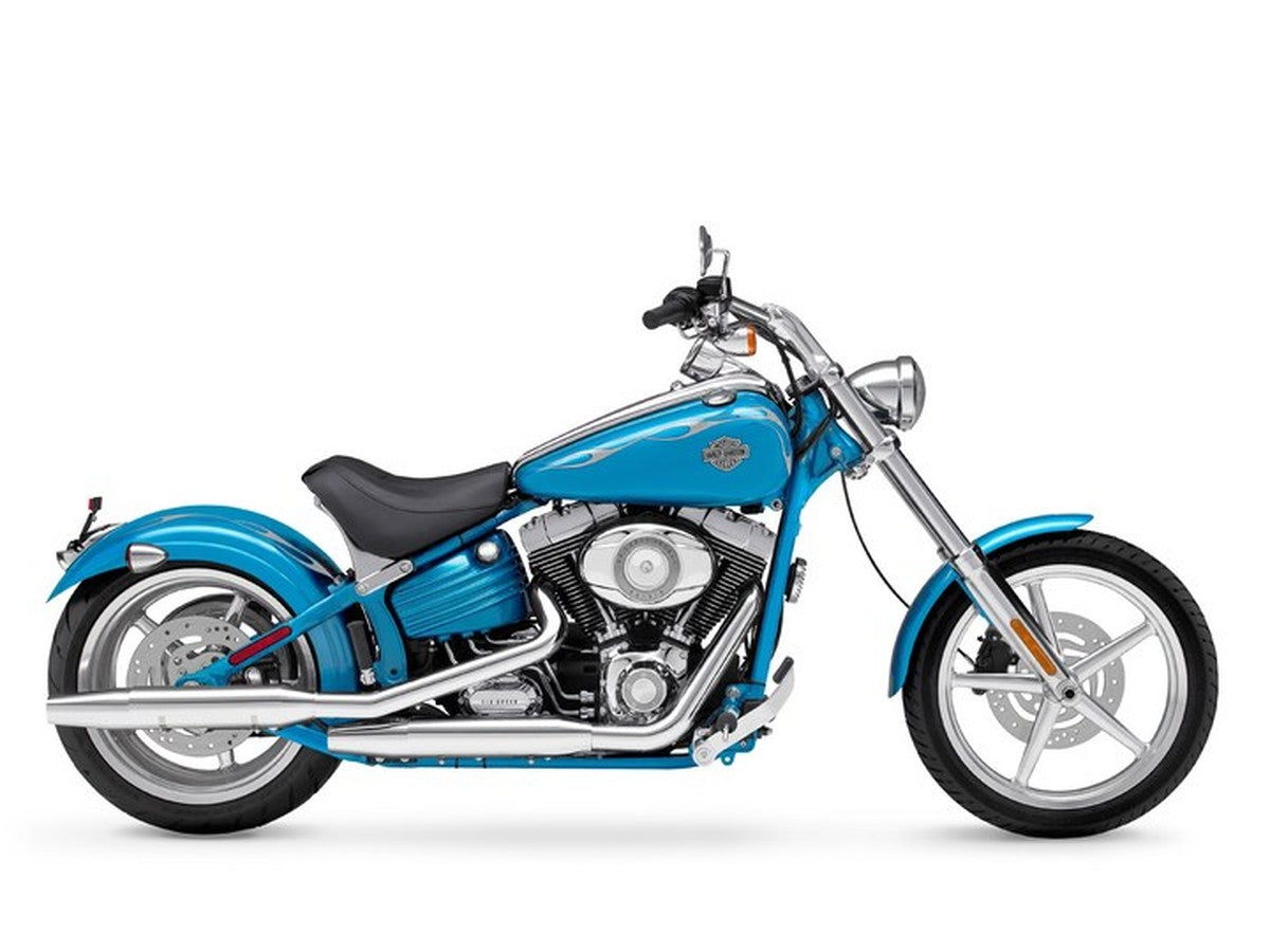 2011 Harley-Davidson Rocker C — HogPlay 7-inch CarPlay & Android Auto screen fitment