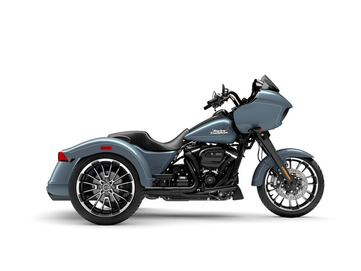 2025 Harley-Davidson Road Glide 3 — Apple CarPlay & Android Auto fitment by HogPlay