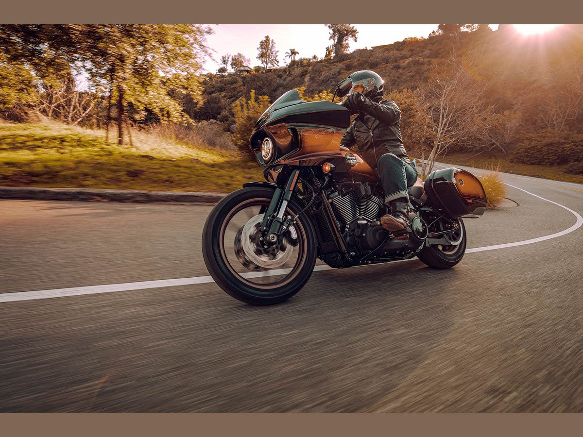 1997 Harley-Davidson Low Rider — HogPlay 7-inch CarPlay & Android Auto screen fitment