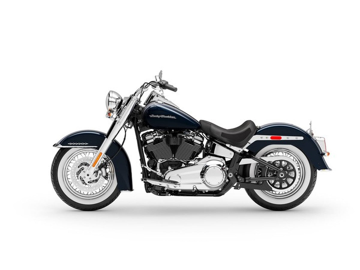 2007 Harley-Davidson Deluxe — HogPlay 7-inch CarPlay & Android Auto screen fitment