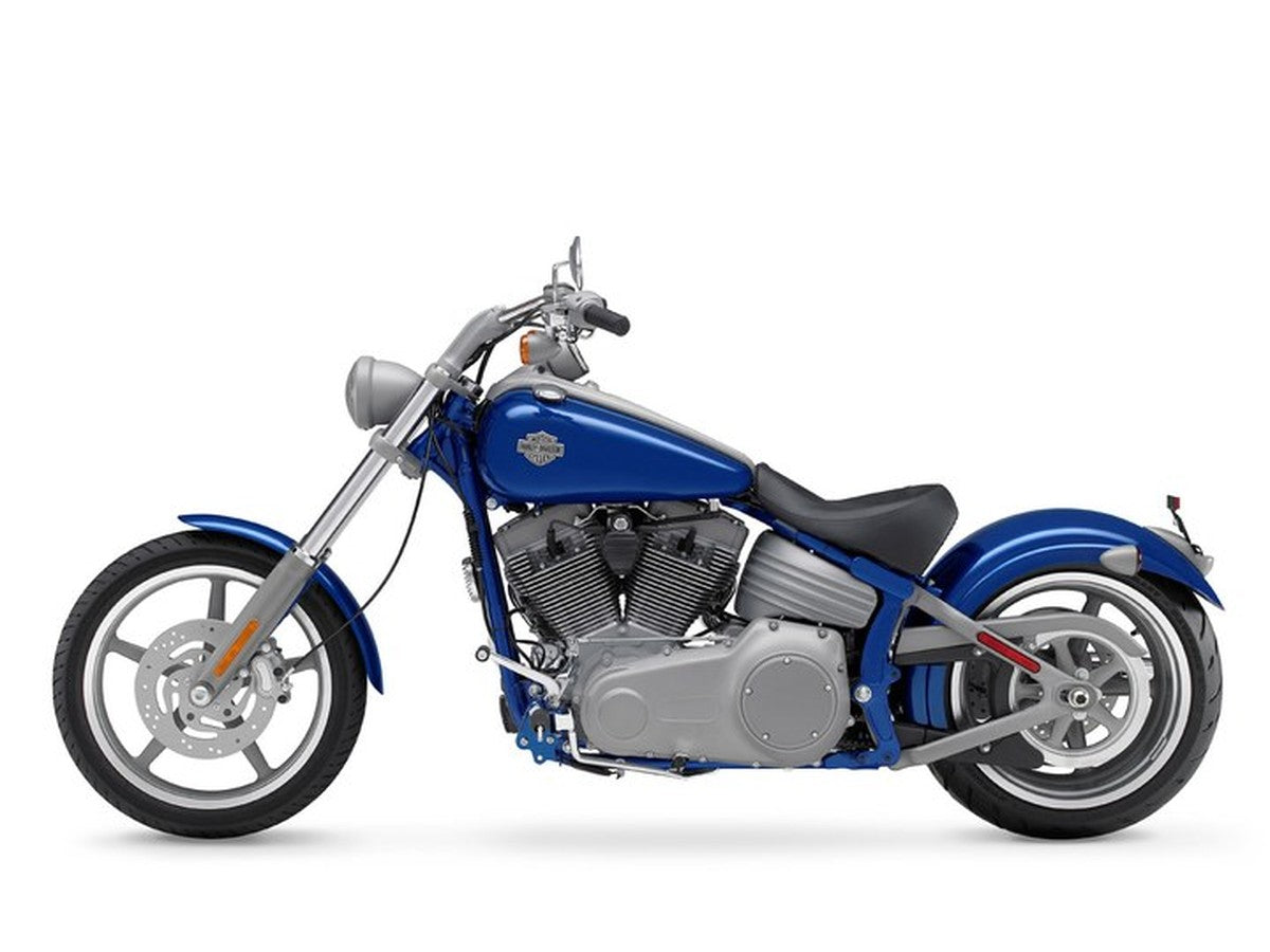 2008 Harley-Davidson Rocker — HogPlay 7-inch CarPlay & Android Auto screen fitment