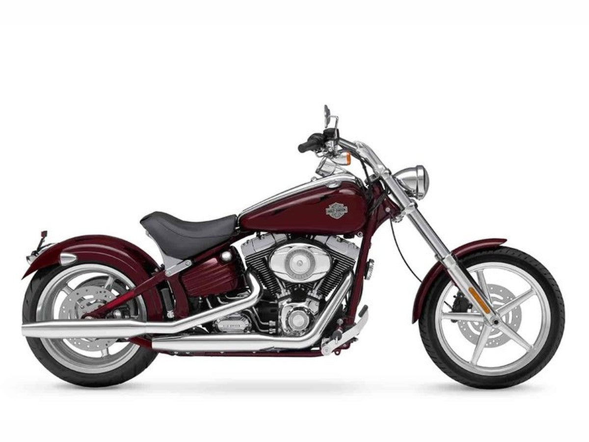 2009 Harley-Davidson Rocker — HogPlay 7-inch CarPlay & Android Auto screen fitment