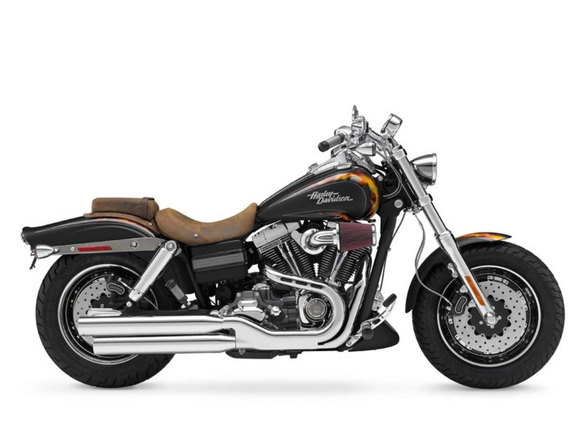 2010 Harley-Davidson Fat Bob — HogPlay 7-inch CarPlay & Android Auto screen fitment