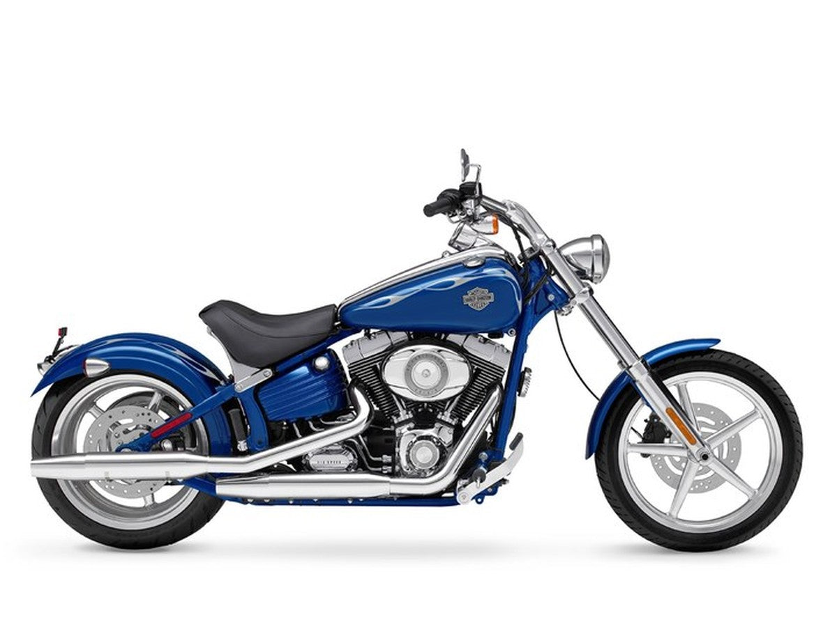 2010 Harley-Davidson Rocker C — HogPlay 7-inch CarPlay & Android Auto screen fitment