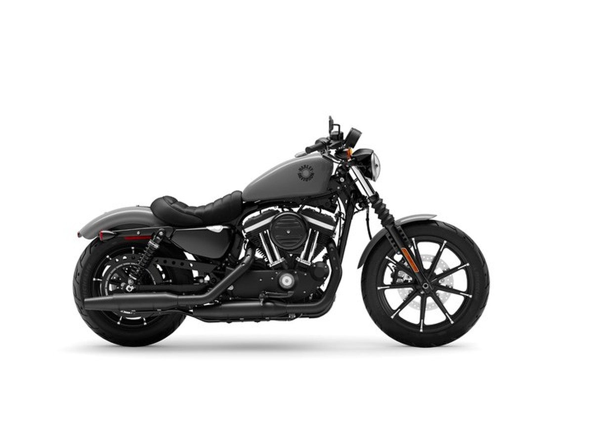 2013 Harley-Davidson Iron 883 — HogPlay 7-inch CarPlay & Android Auto screen fitment
