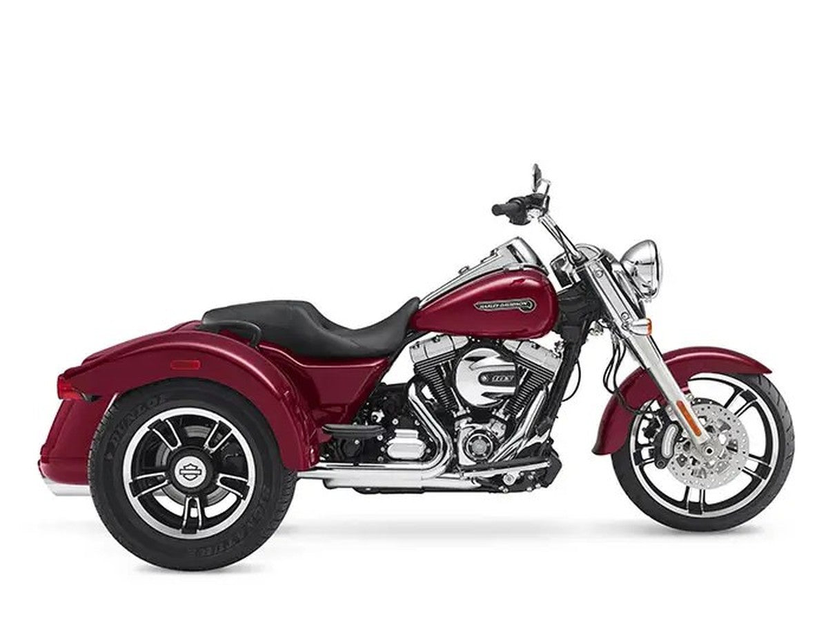2015 Harley-Davidson Freewheeler — Apple CarPlay & Android Auto fitment by HogPlay