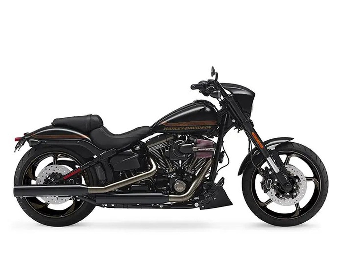 2016 Harley-Davidson Breakout — HogPlay 7-inch CarPlay & Android Auto screen fitment
