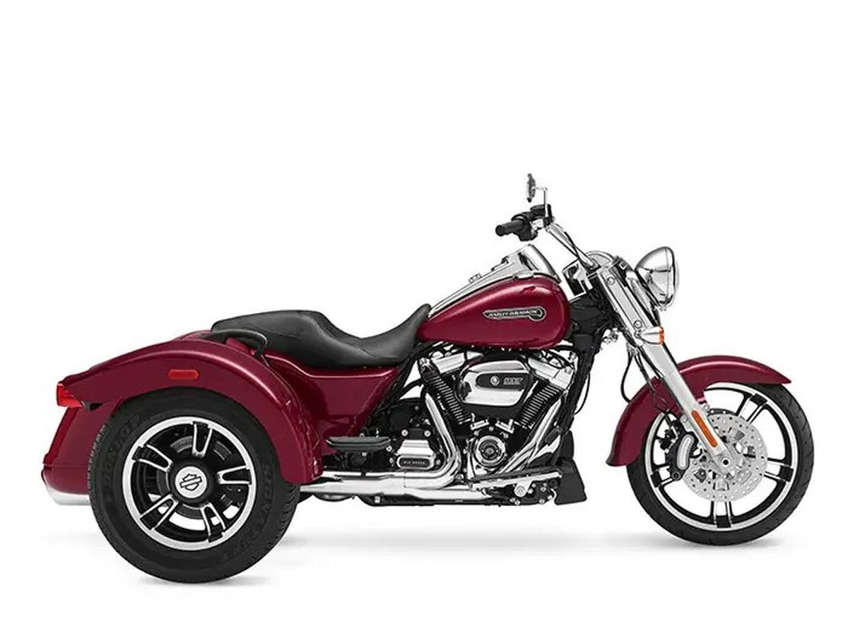 2017 Harley-Davidson Freewheeler — Apple CarPlay & Android Auto fitment by HogPlay