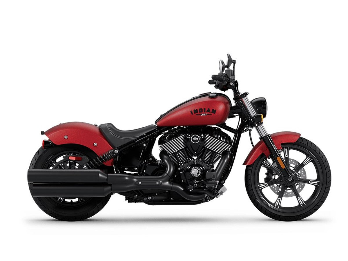 2025 Indian Chief Dark Horse — HogPlay 7-inch CarPlay & Android Auto screen fitment