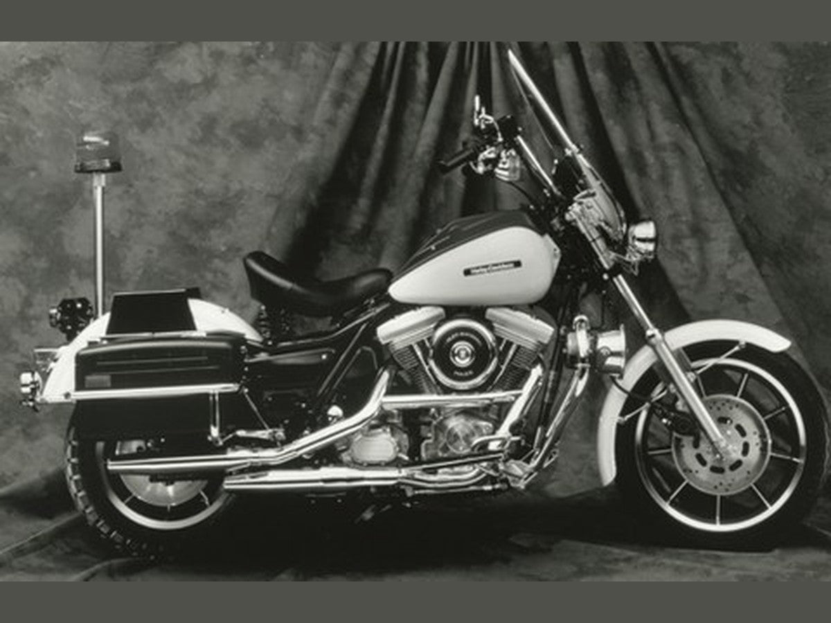 1996 Harley-Davidson Super Glide Police — HogPlay 7-inch CarPlay & Android Auto screen fitment